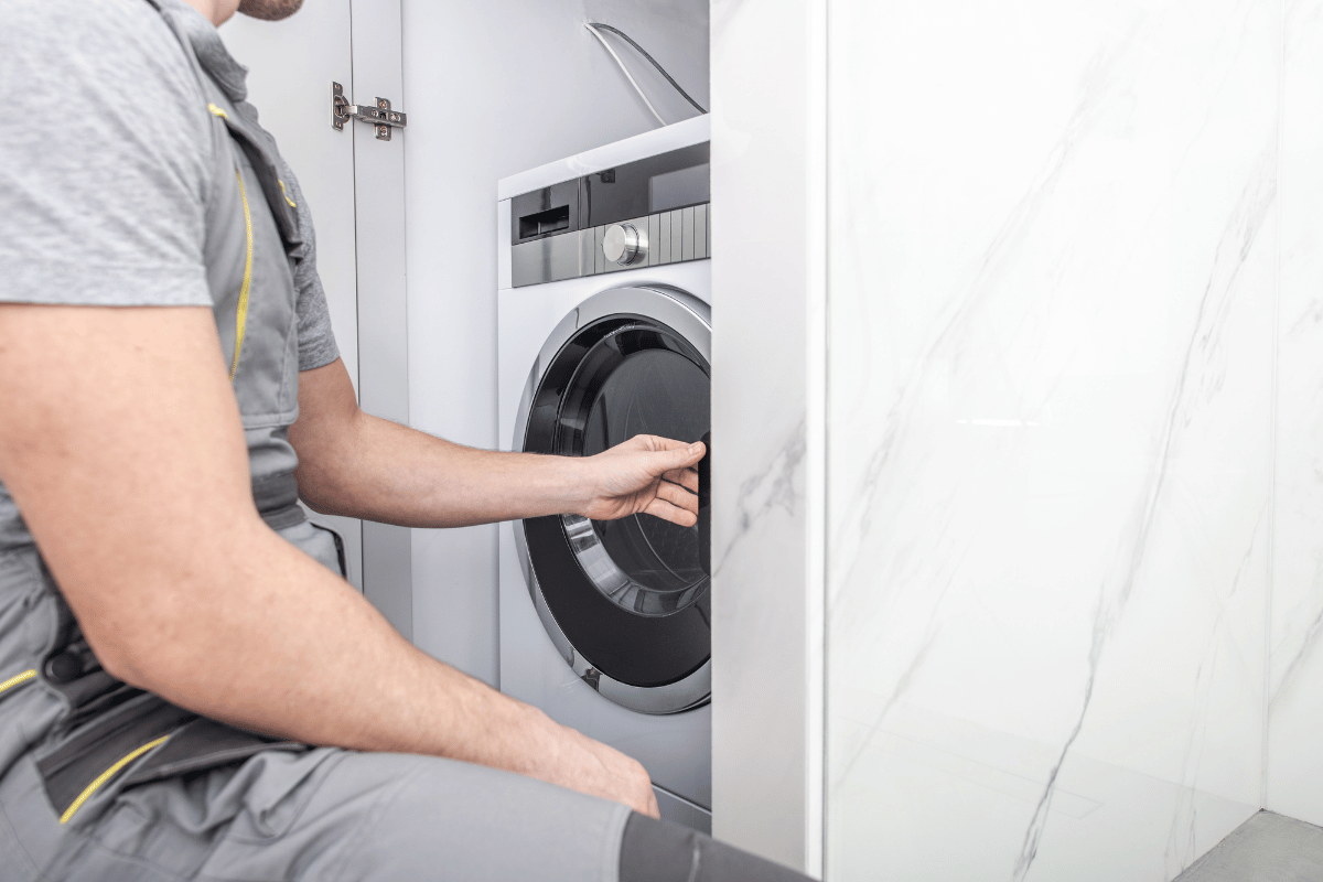 Como cuidar da correia da máquina de lavar para não desgastar antes da hora